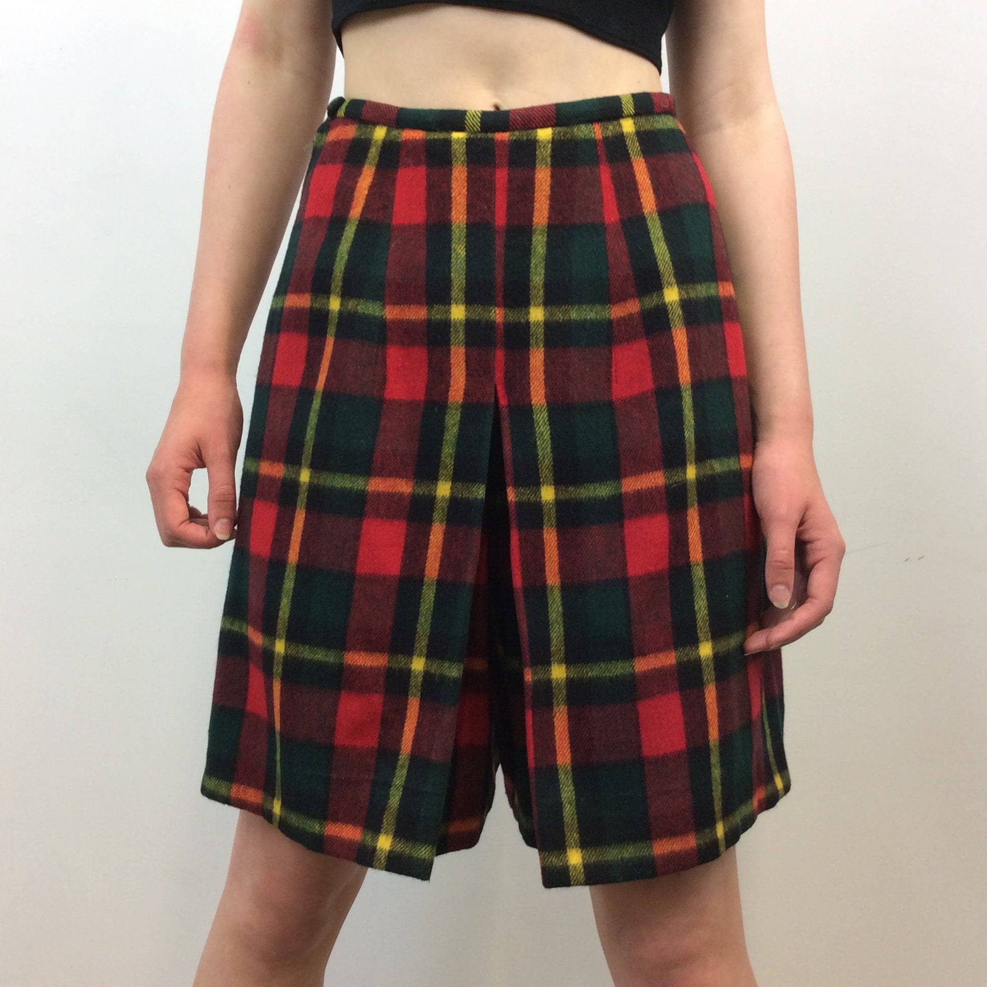 1970s High-Waisted Wool Plaid Skort Small - Image 6