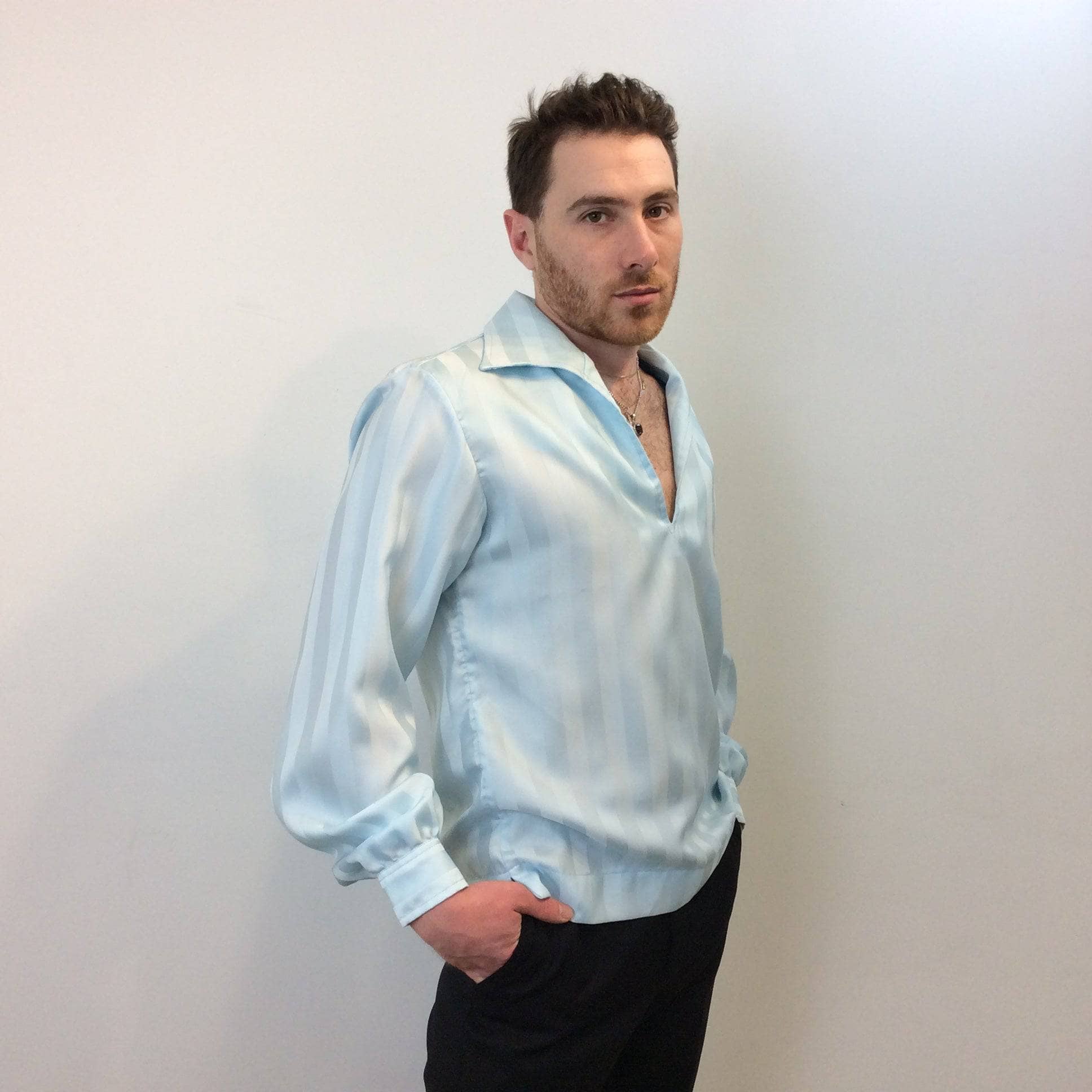 1970s Light Blue Popover Disco Men's Shirt Medium - Image 5
