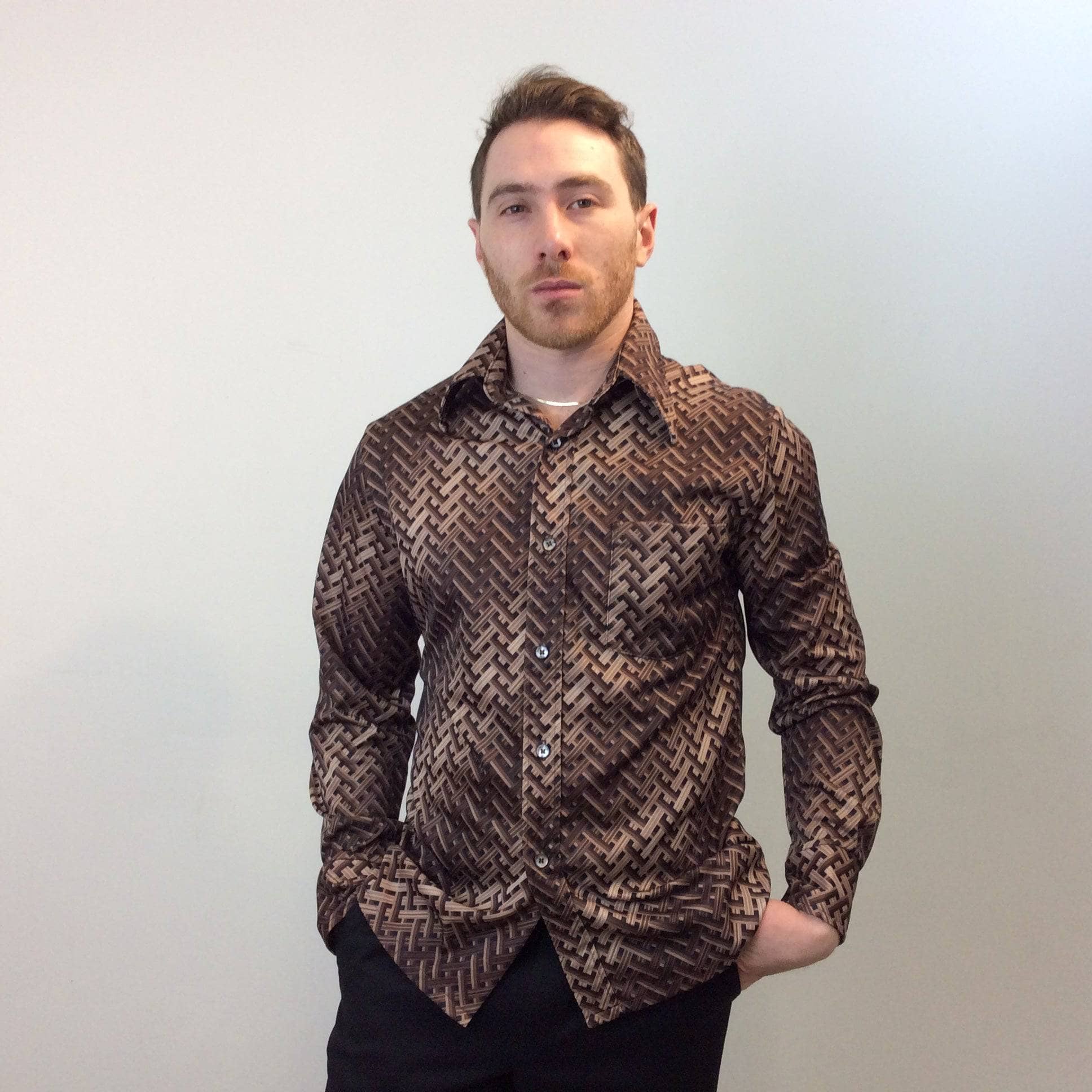 1970s Men's Printed Polyester Shirt - Image 3
