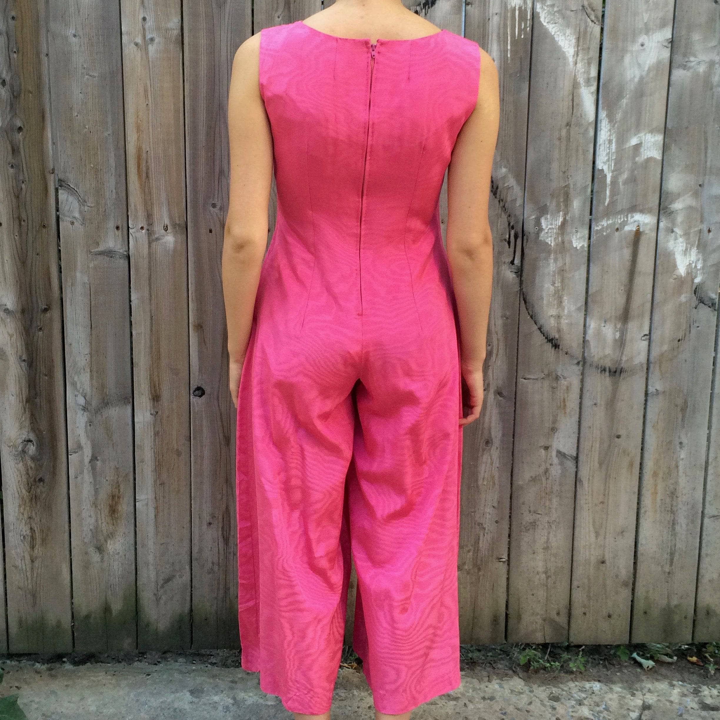 1970s Pink Plunging Neckline Taffeta Jumpsuit Small - Image 3