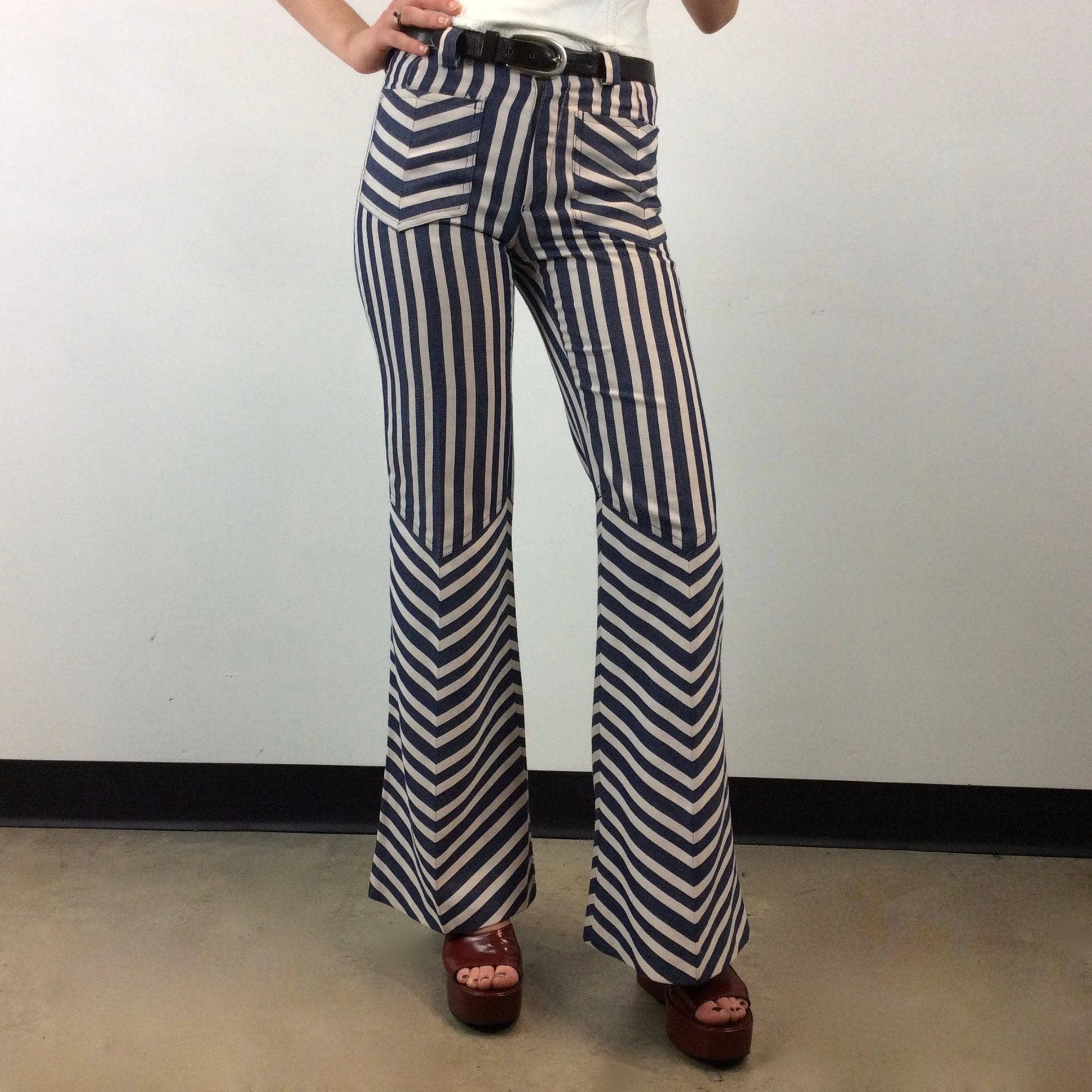 1970s Striped Bell Bottom Jeans X-Small / Small - Image 7