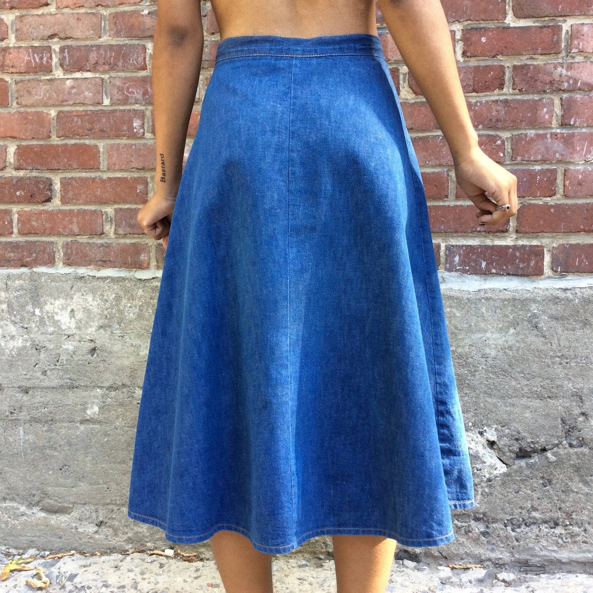 1970s UFO brand Button-up Jean Skirt Small - Image 9