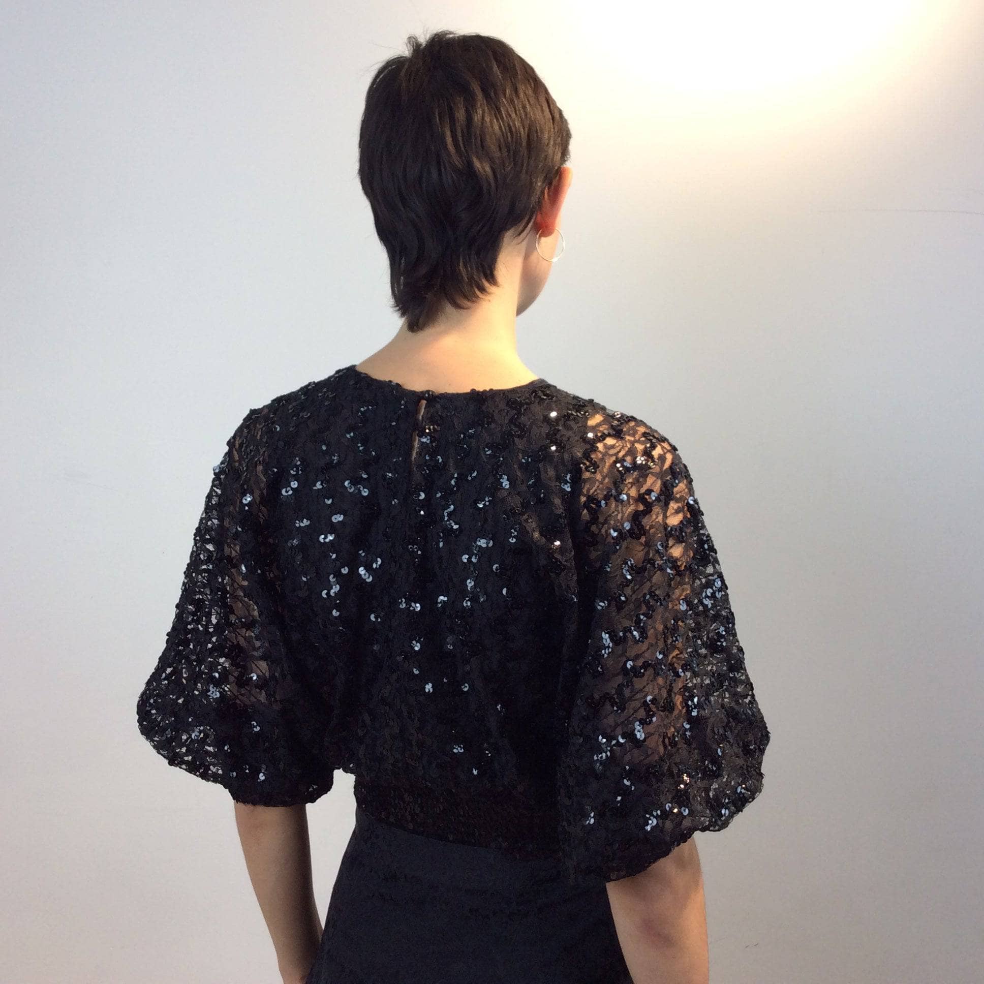 1980s Batwing Sleeve Lace and Sequin Black Top S-M - Image 7