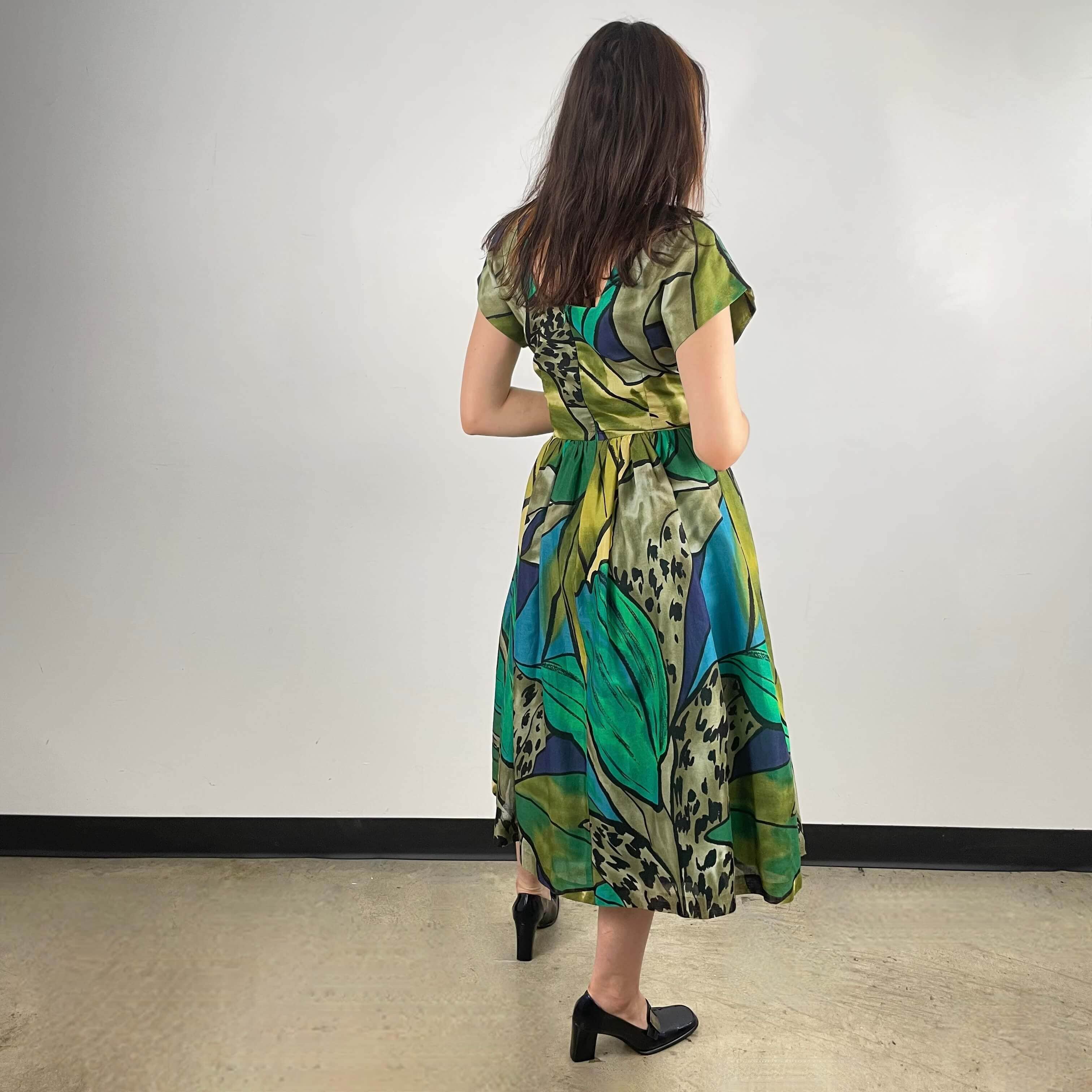 1980s Bold Print Full Skirt Midi-Dress Small - Image 3