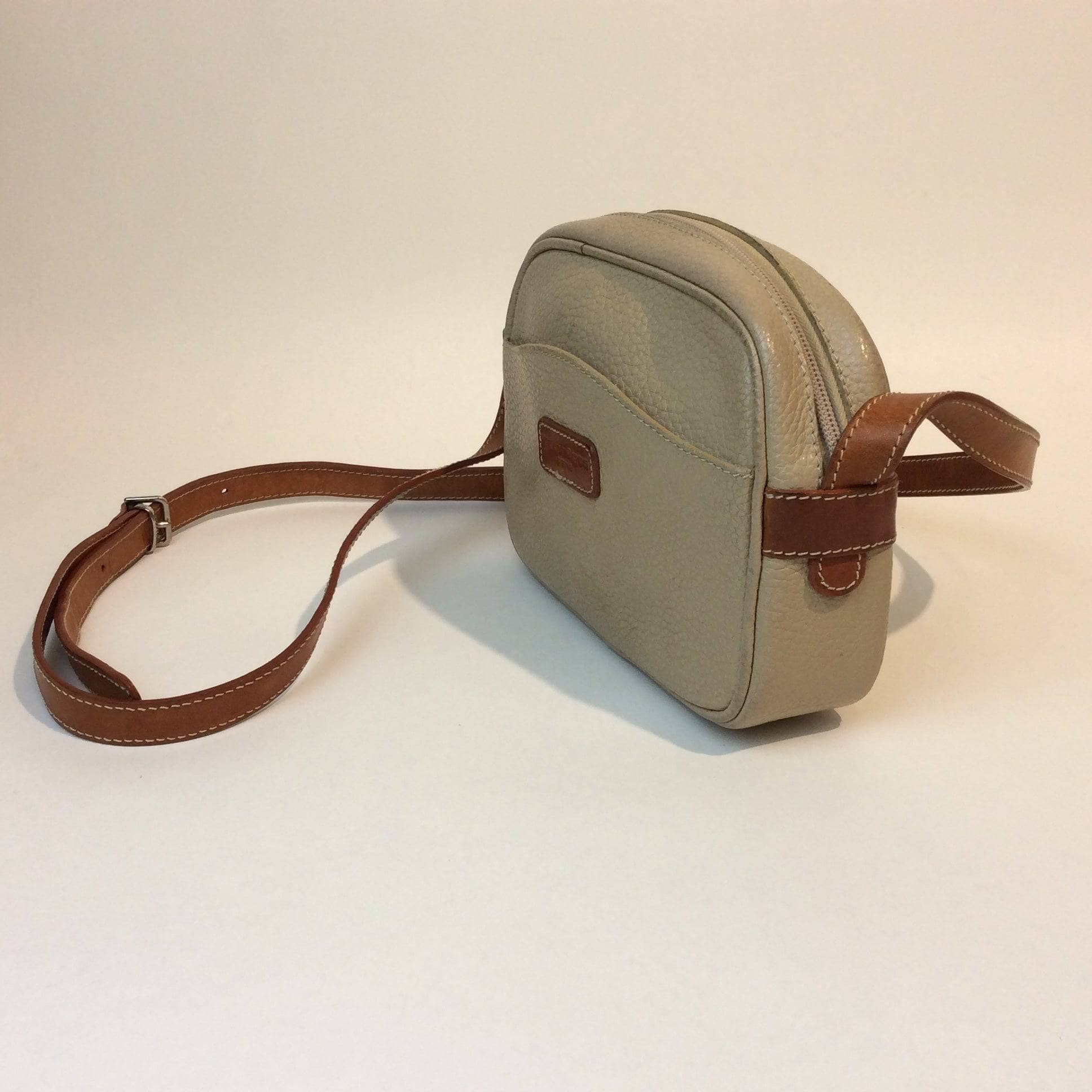 1980s Courrèges Paris Cross-Body Leather Bag - Image 3