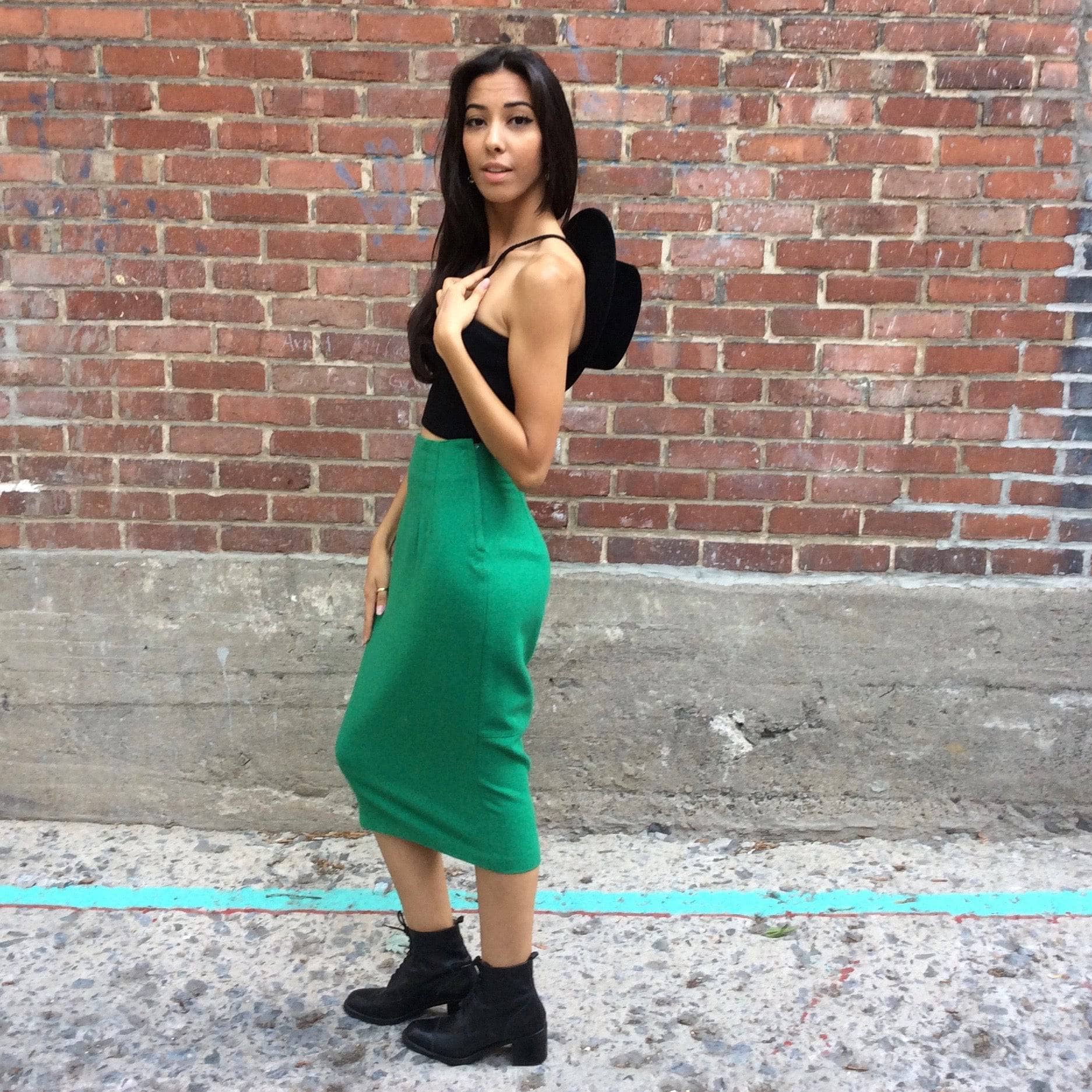 1980s Emerald Midi-Length High Waist Pencil Skirt Small - Image 3