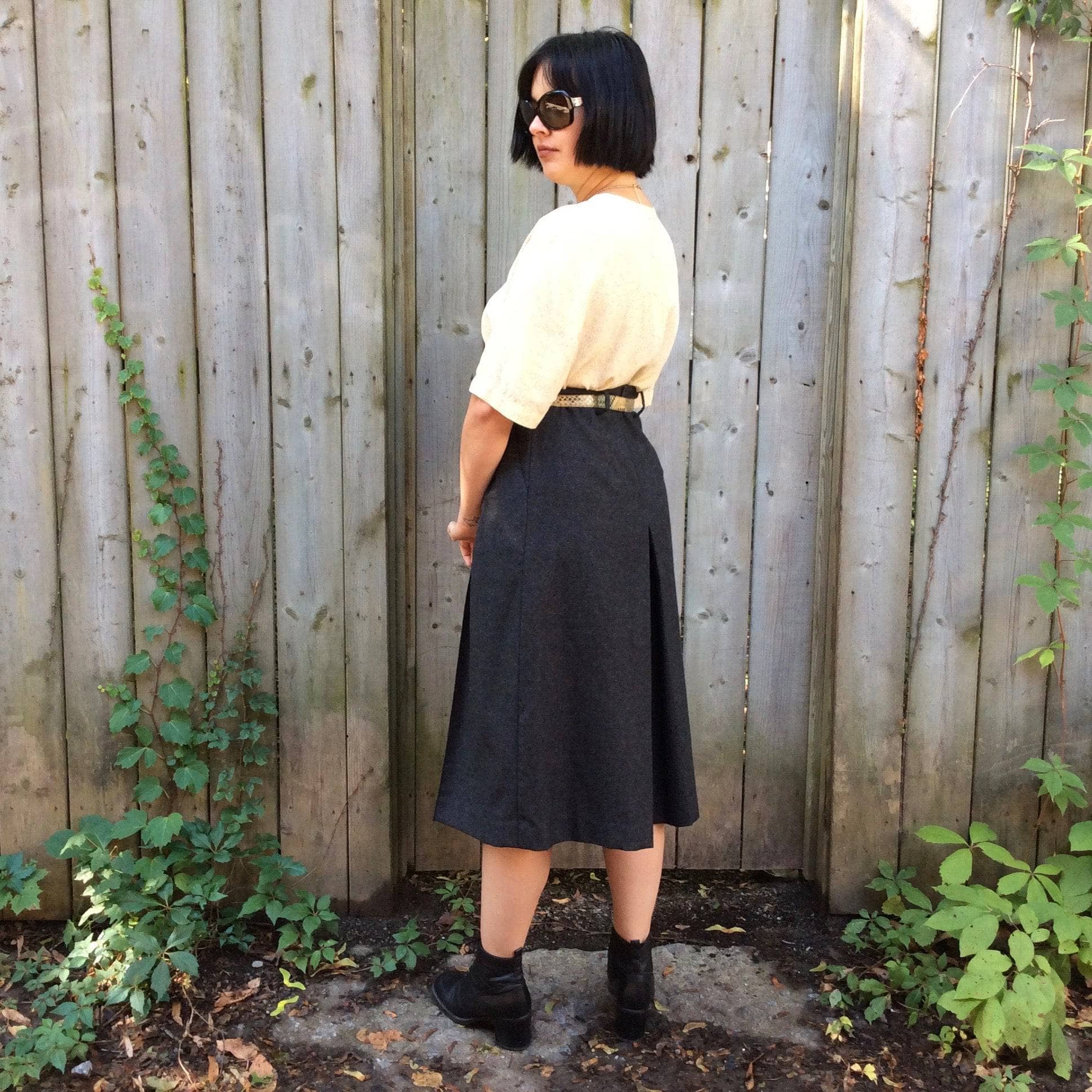 1980s High-Rise Box-Pleated Wool Culottes Medium - Image 4