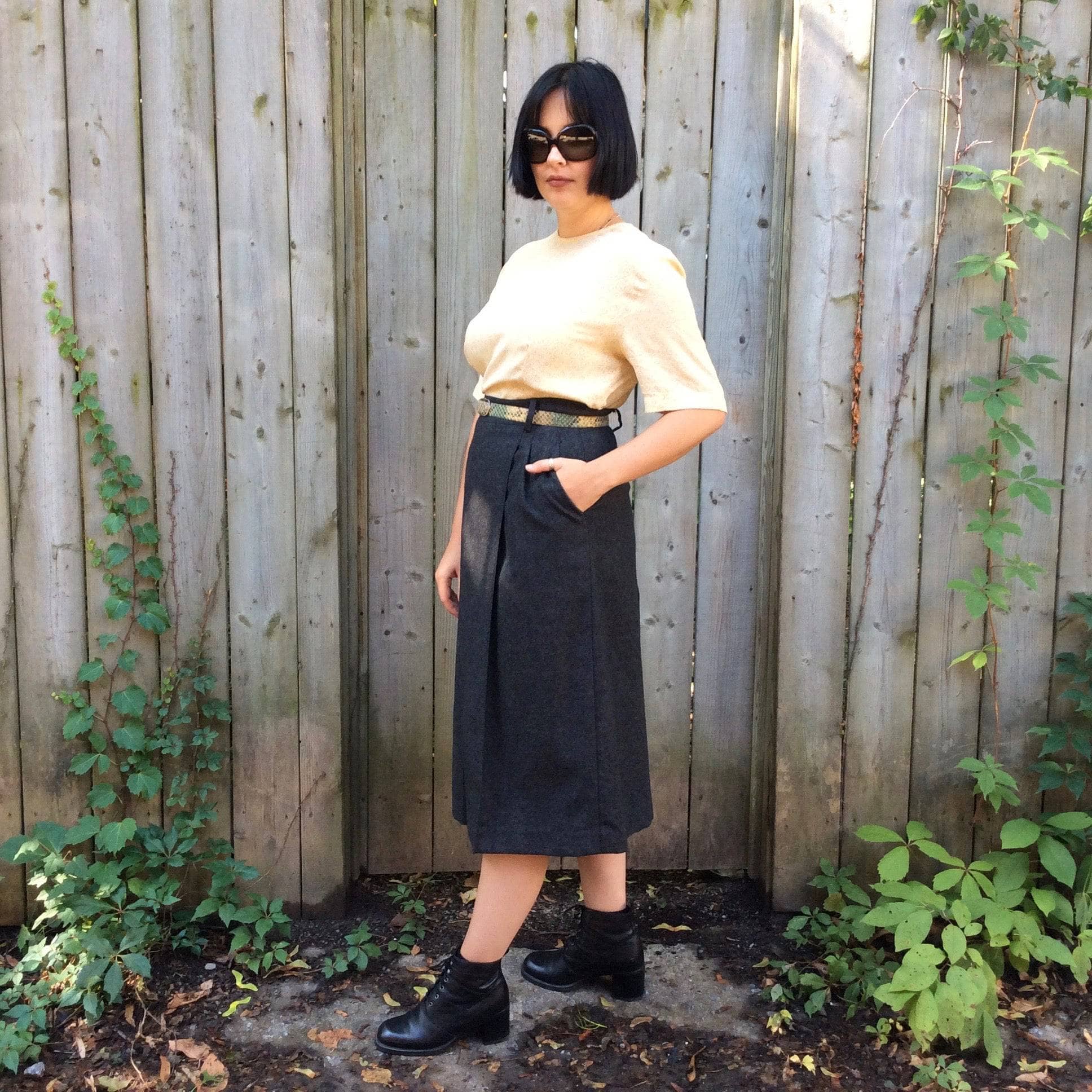 1980s High-Rise Box-Pleated Wool Culottes Medium - Image 5
