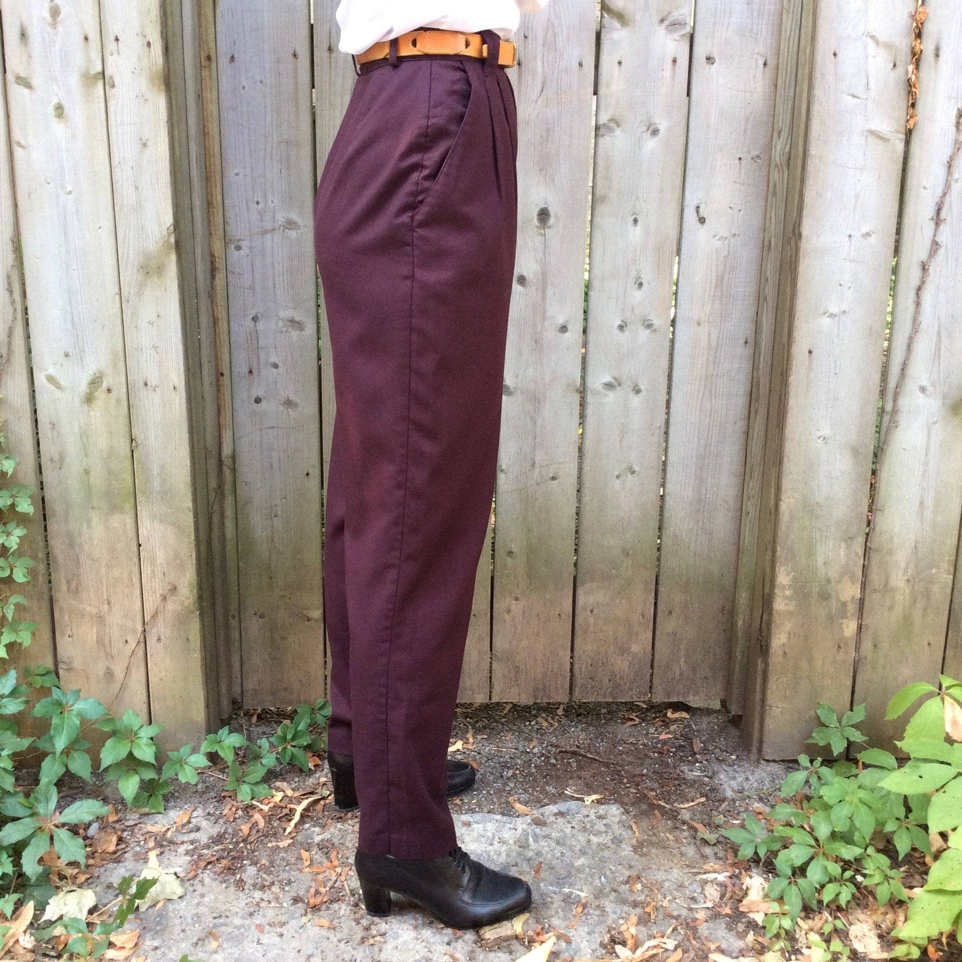 1980s High Waisted Pleated Burgundy Pants S - Image 7