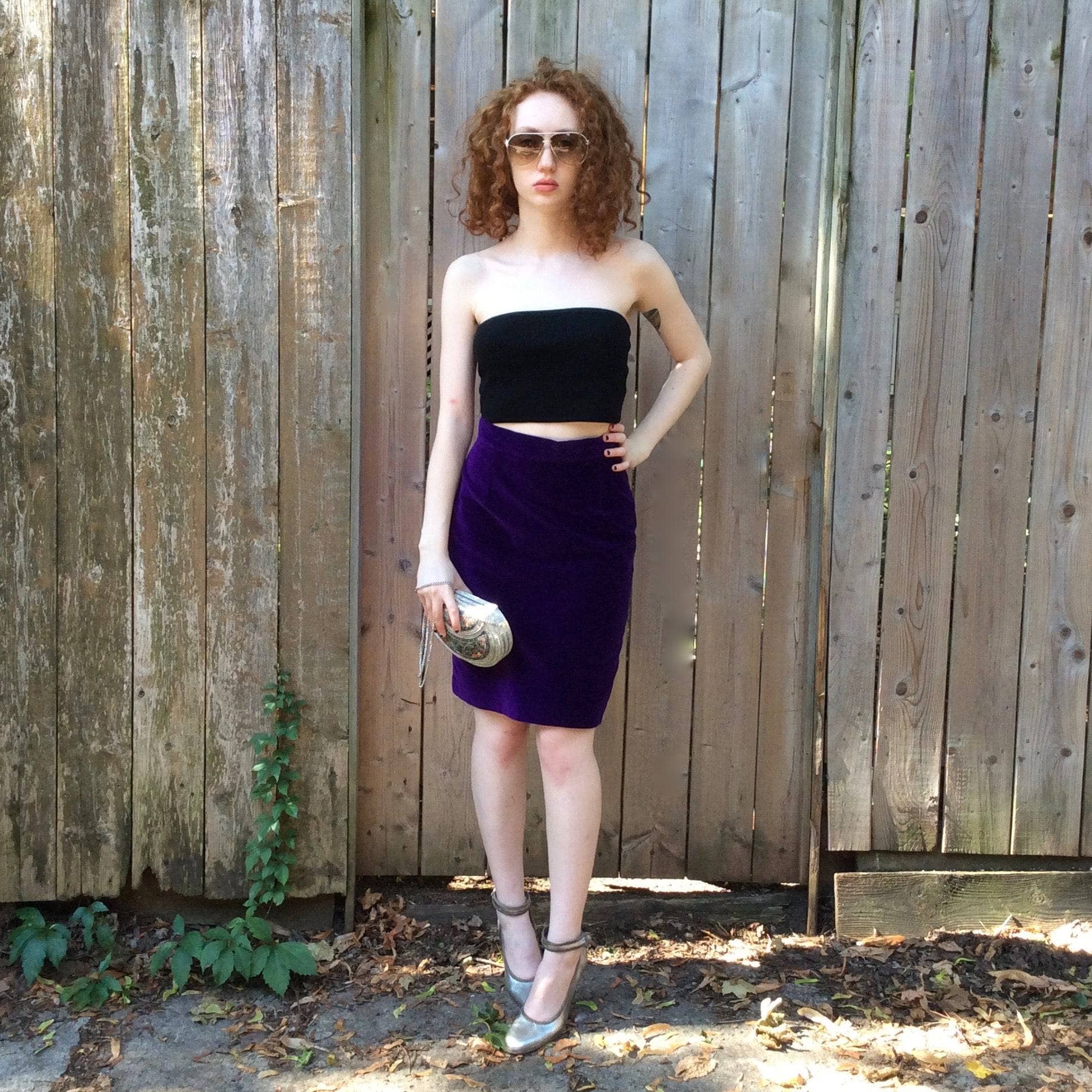 1980s  High-waisted Purple Velvet Fitted Skirt Small - Image 5