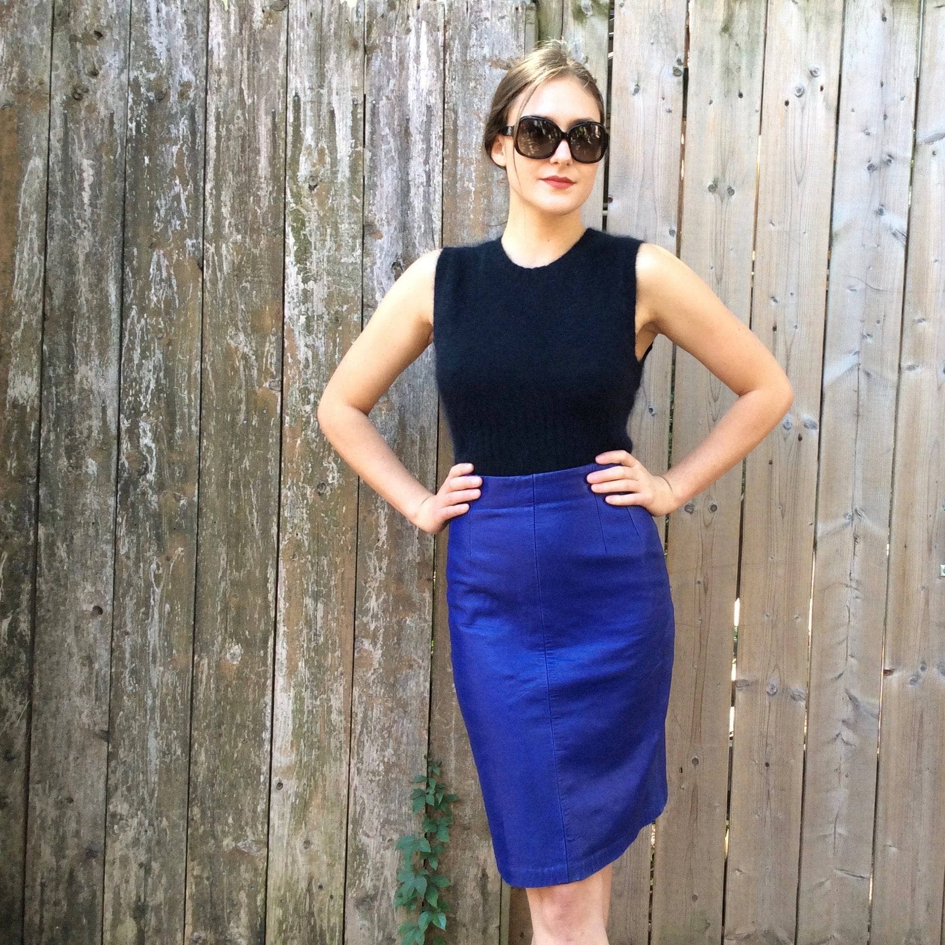 1980's Purple Leather High-Waisted Fitted Skirt Small