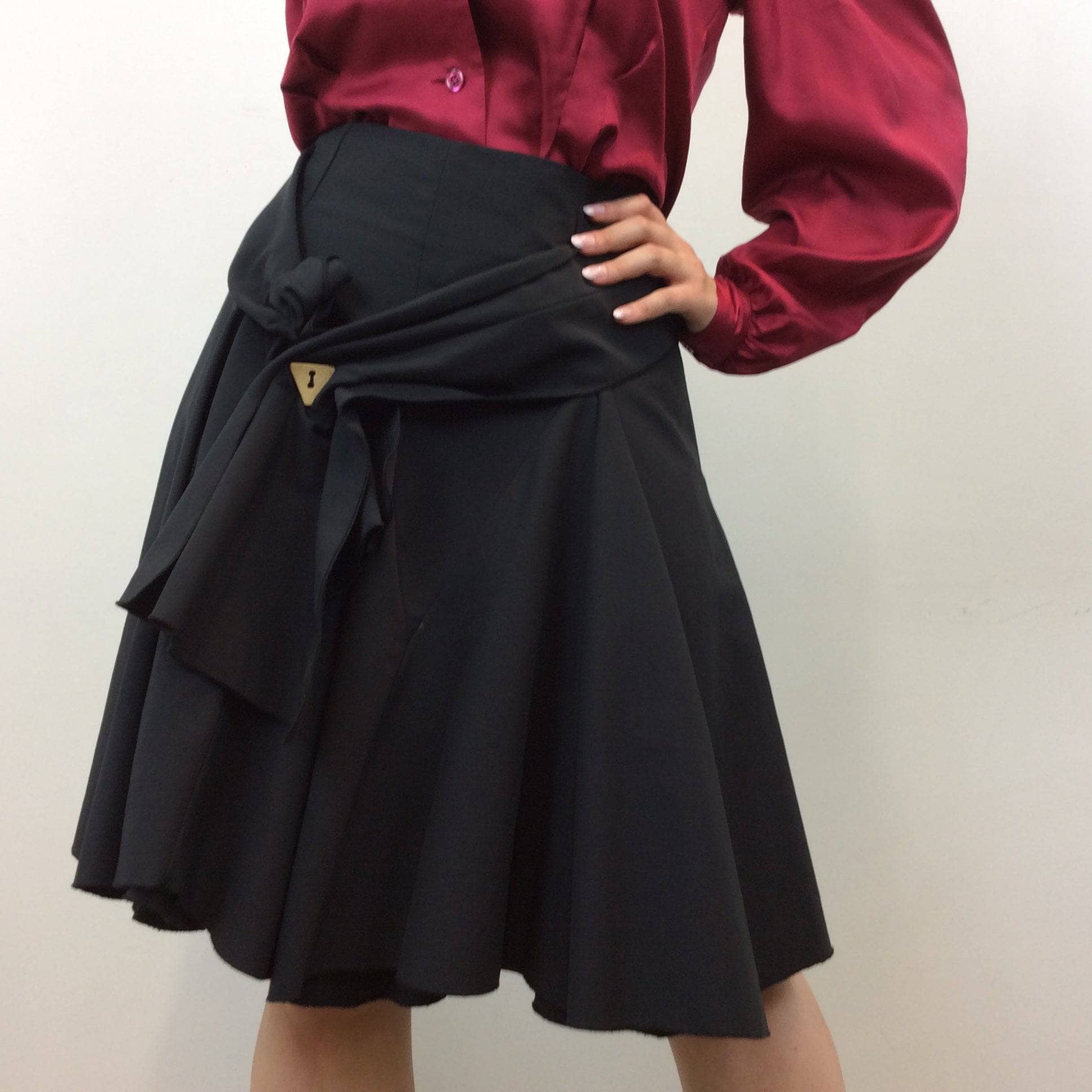 1990s George Lévesque Tier Black Skirt Medium - Image 3