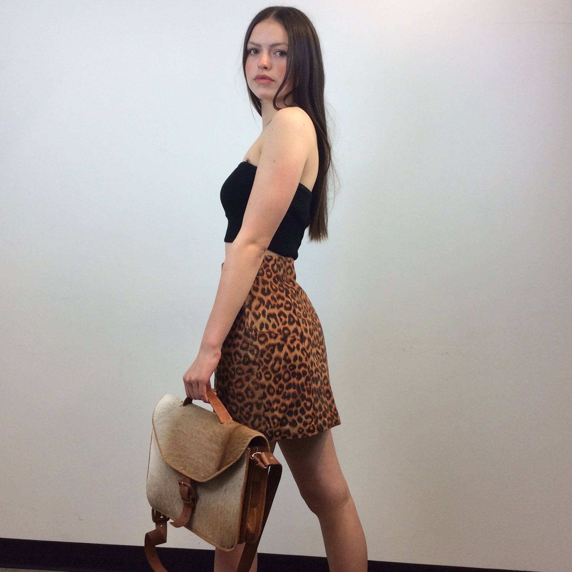 1990s "Anthony Saks" Leopard Print Suede Mini Skirt S - Image 2
