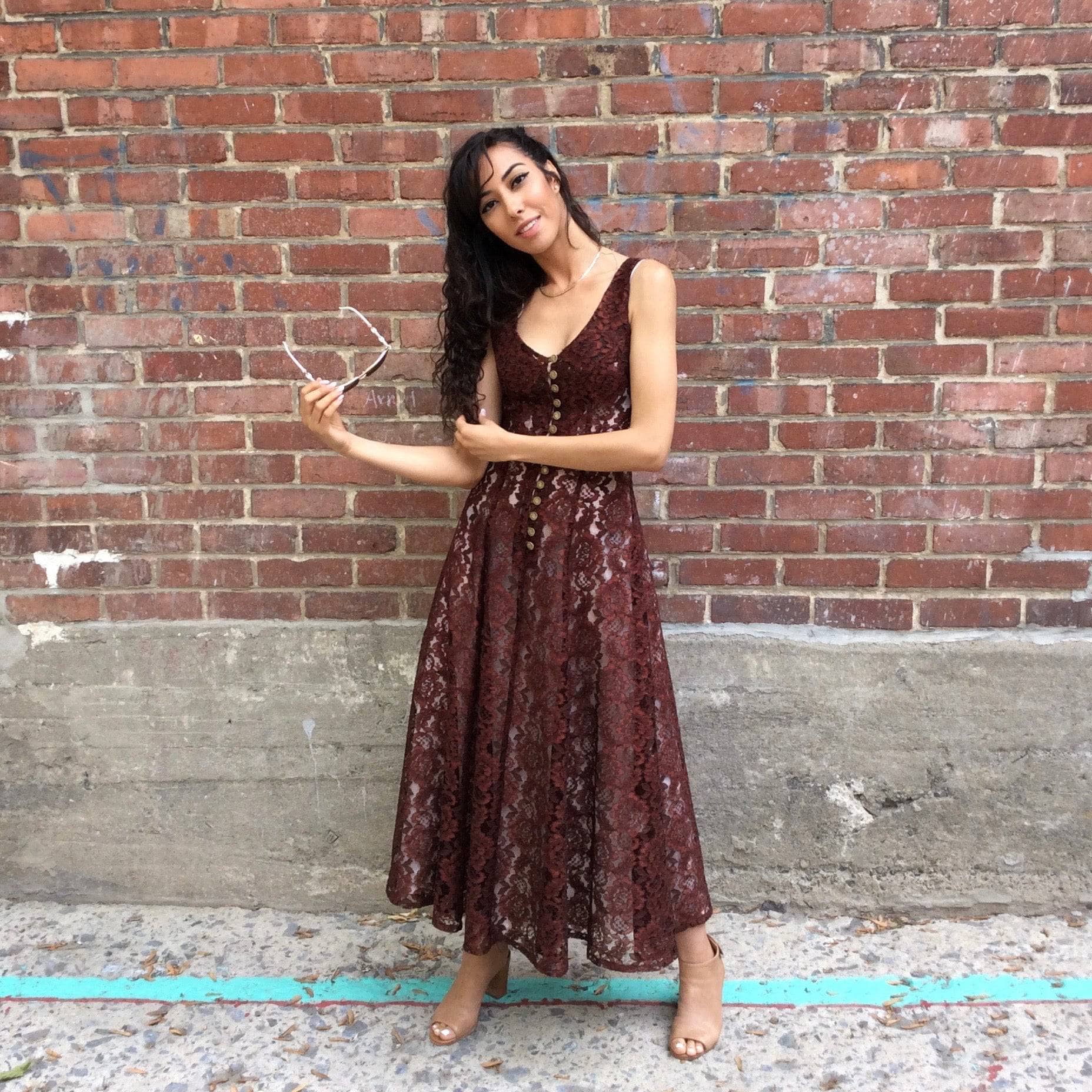 1990s Sleeveless Brown Lace Midi-Length Dress S - Image 5