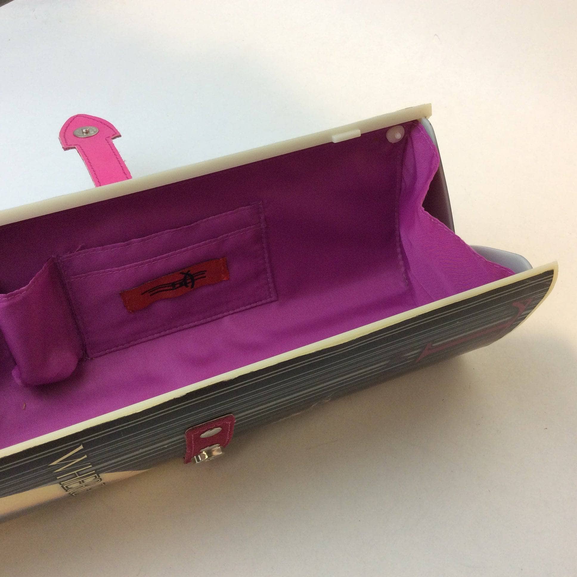 1990's Trompe-L'oeil Magazine Clutch Bag - Image 7