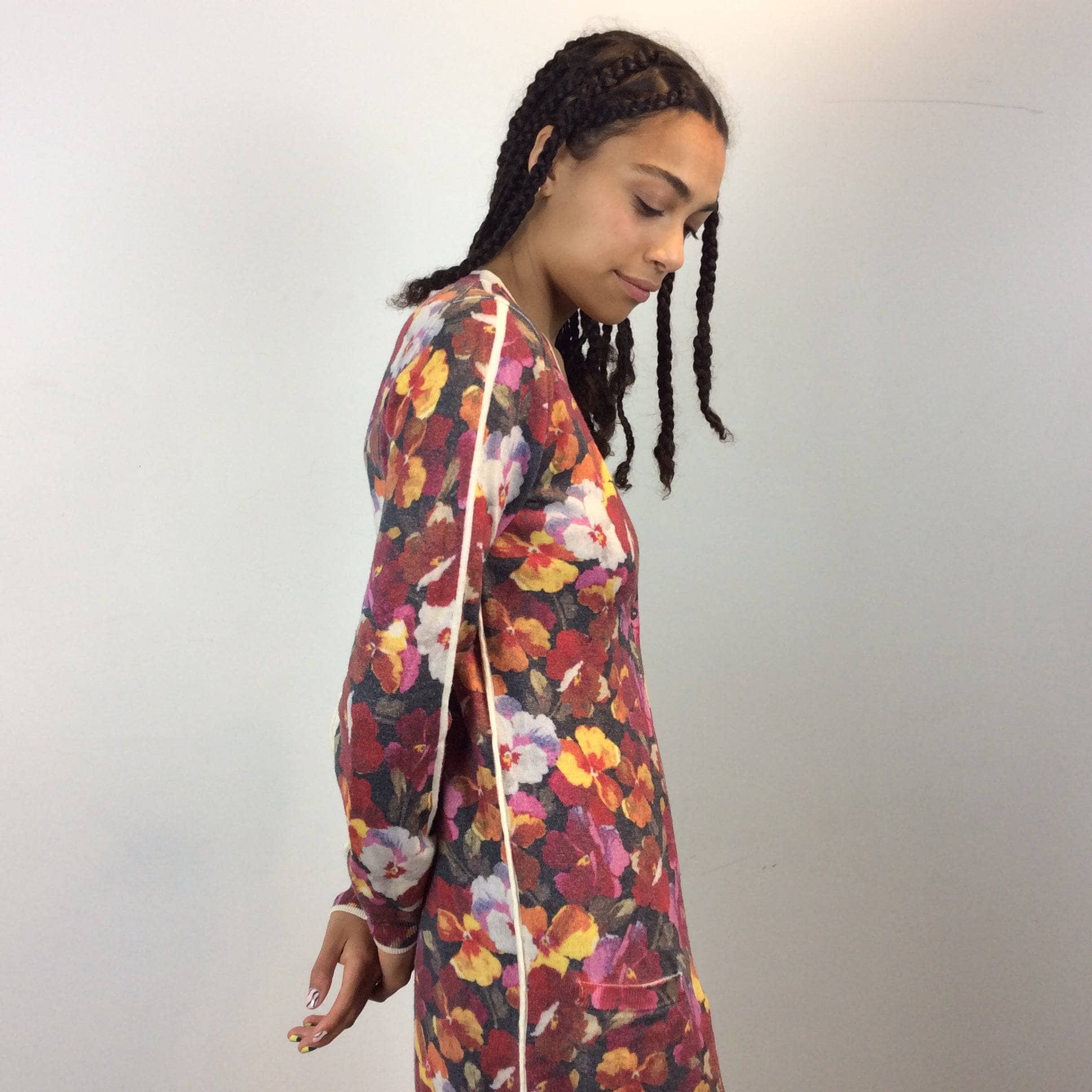 Dolce & Gabbana 3/4-length Fine Wool Floral Cardigan Small-Medium - Image 3