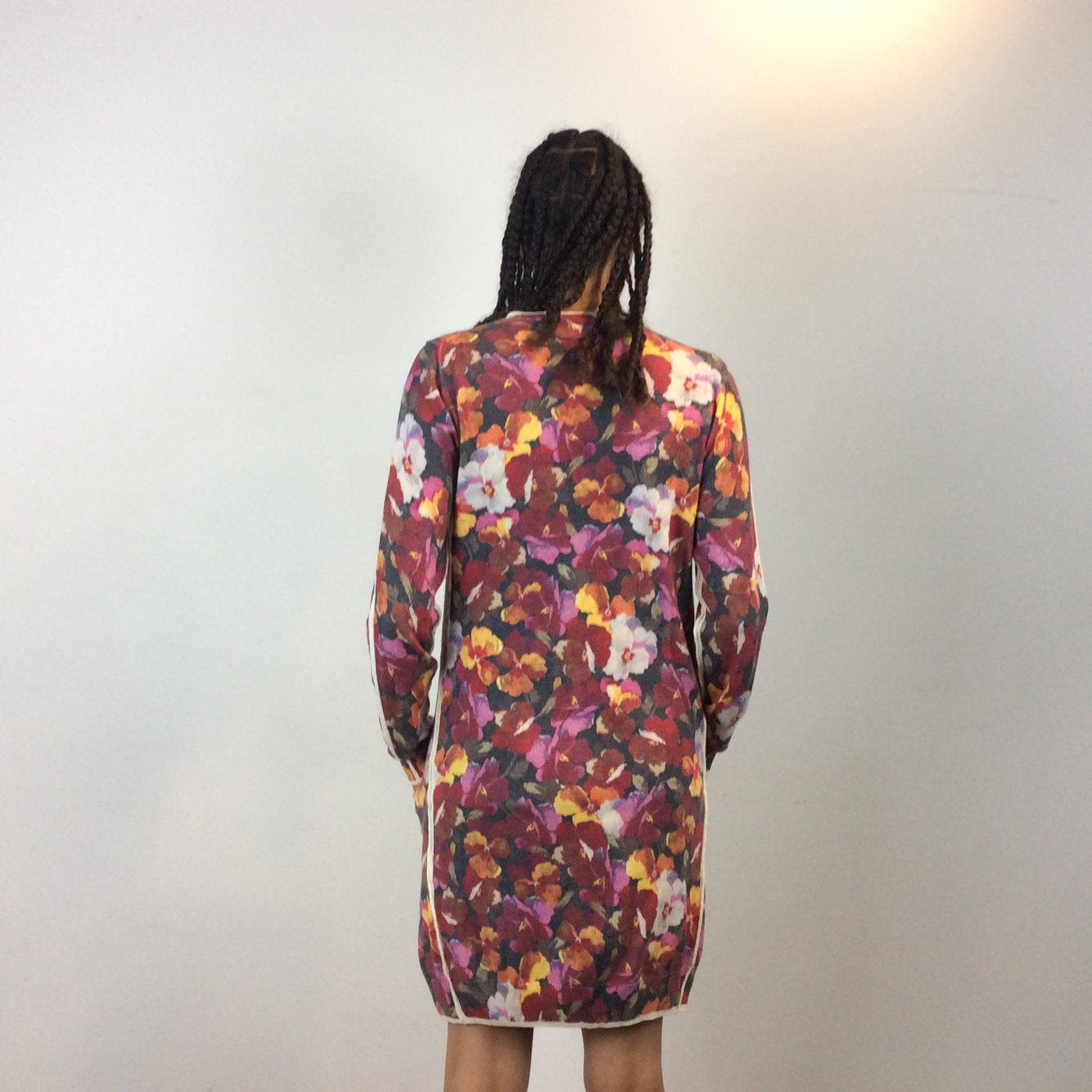 Dolce & Gabbana 3/4-length Fine Wool Floral Cardigan Small-Medium - Image 6