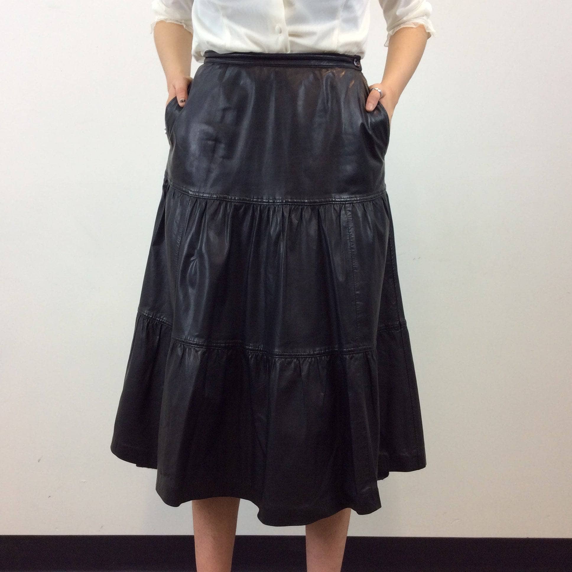 Leo Chevalier Tiered Black Leather Midi Skirt S/M - Image 7
