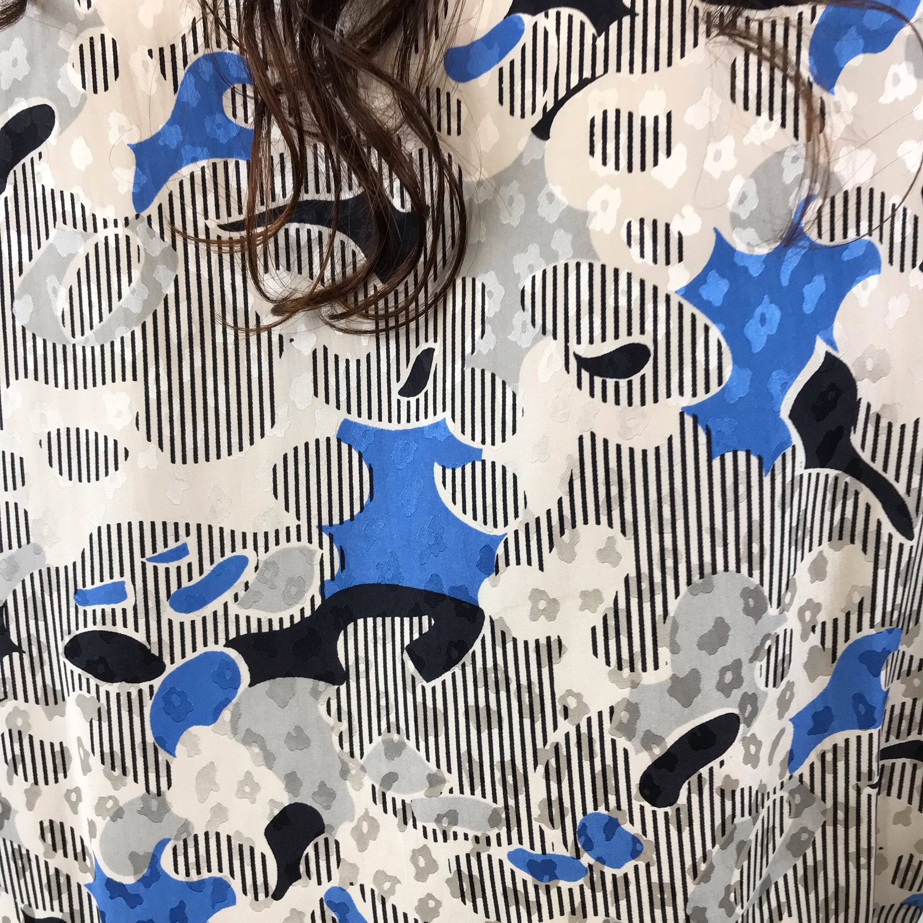 Louis Féraud Wrap Silk Peplum Blouse Medium-Large - Image 4