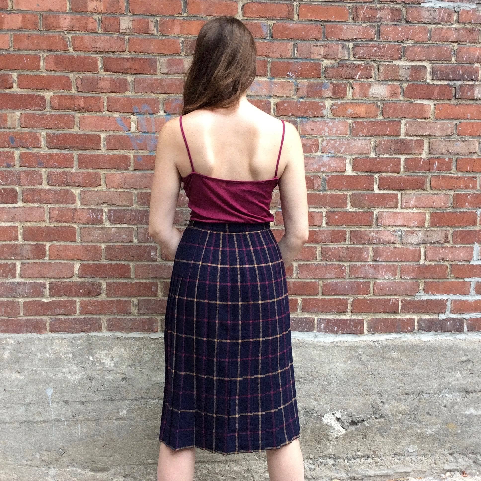 Midi-Length Pleated Tartan Wool Skirt Small-Medium - Image 2