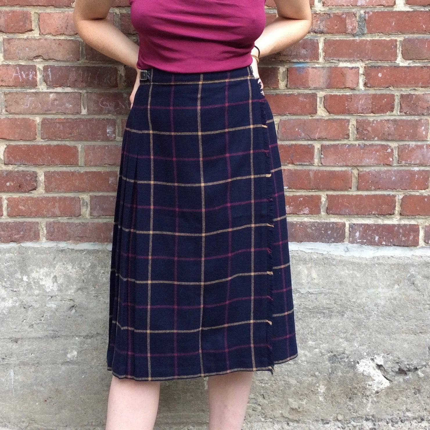 Midi-Length Pleated Tartan Wool Skirt Small-Medium - Image 4