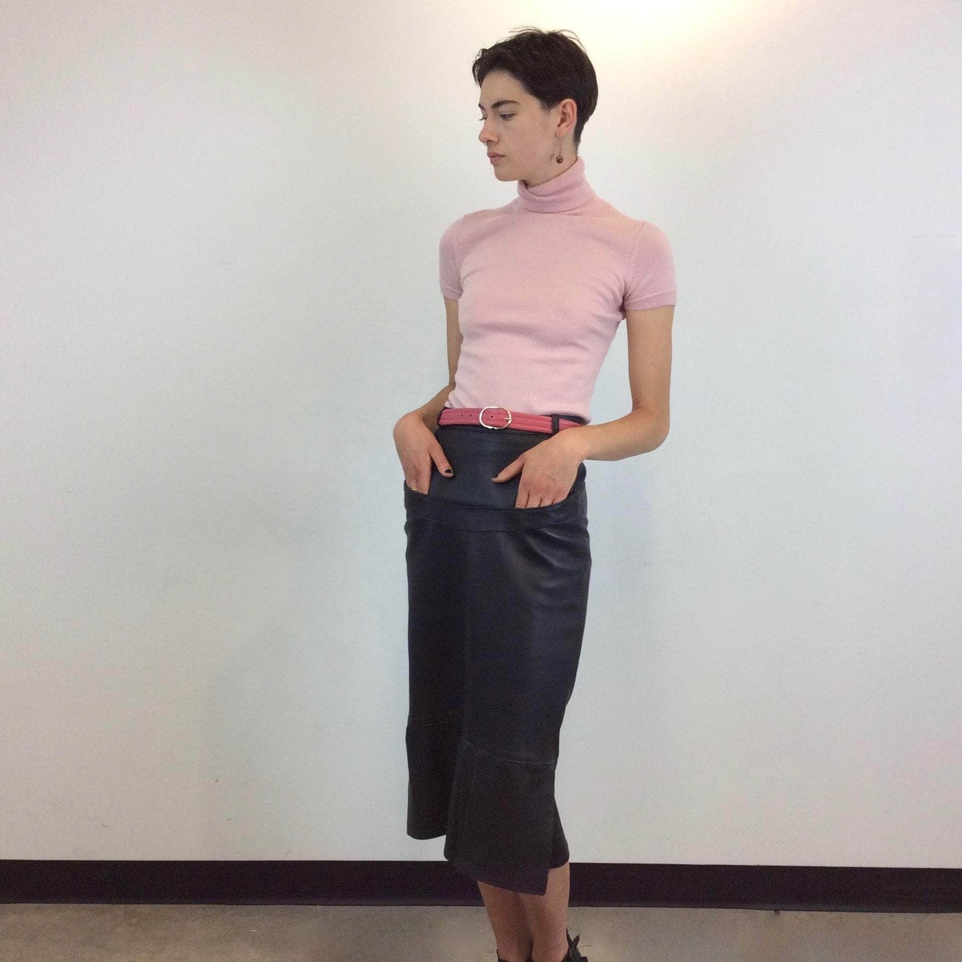 1990s High-Waisted Black Leather Midi Skirt XS/S - Image 6