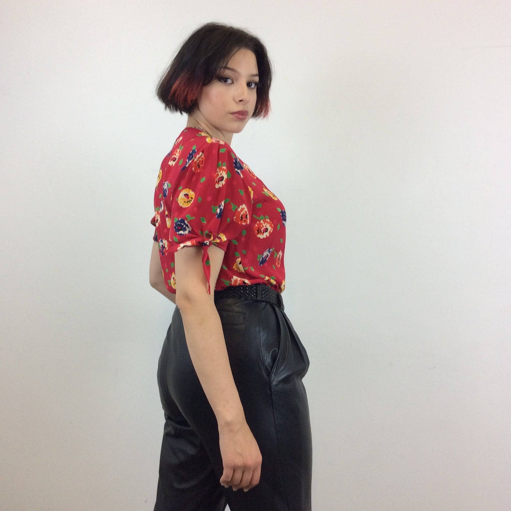 UNGARO 1980s Short Sleeve Red Silk Blouse Medium - Image 2