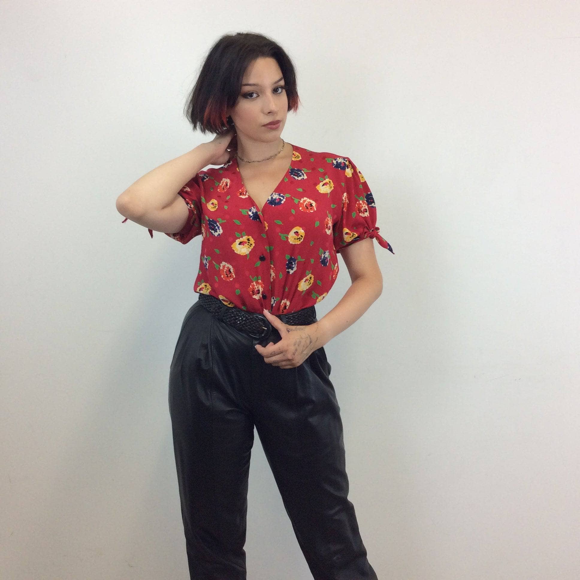 UNGARO 1980s Short Sleeve Red Silk Blouse Medium - Image 3