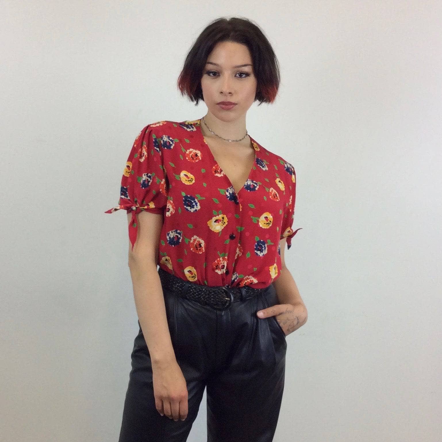 UNGARO 1980s Short Sleeve Red Silk Blouse Medium - Image 4