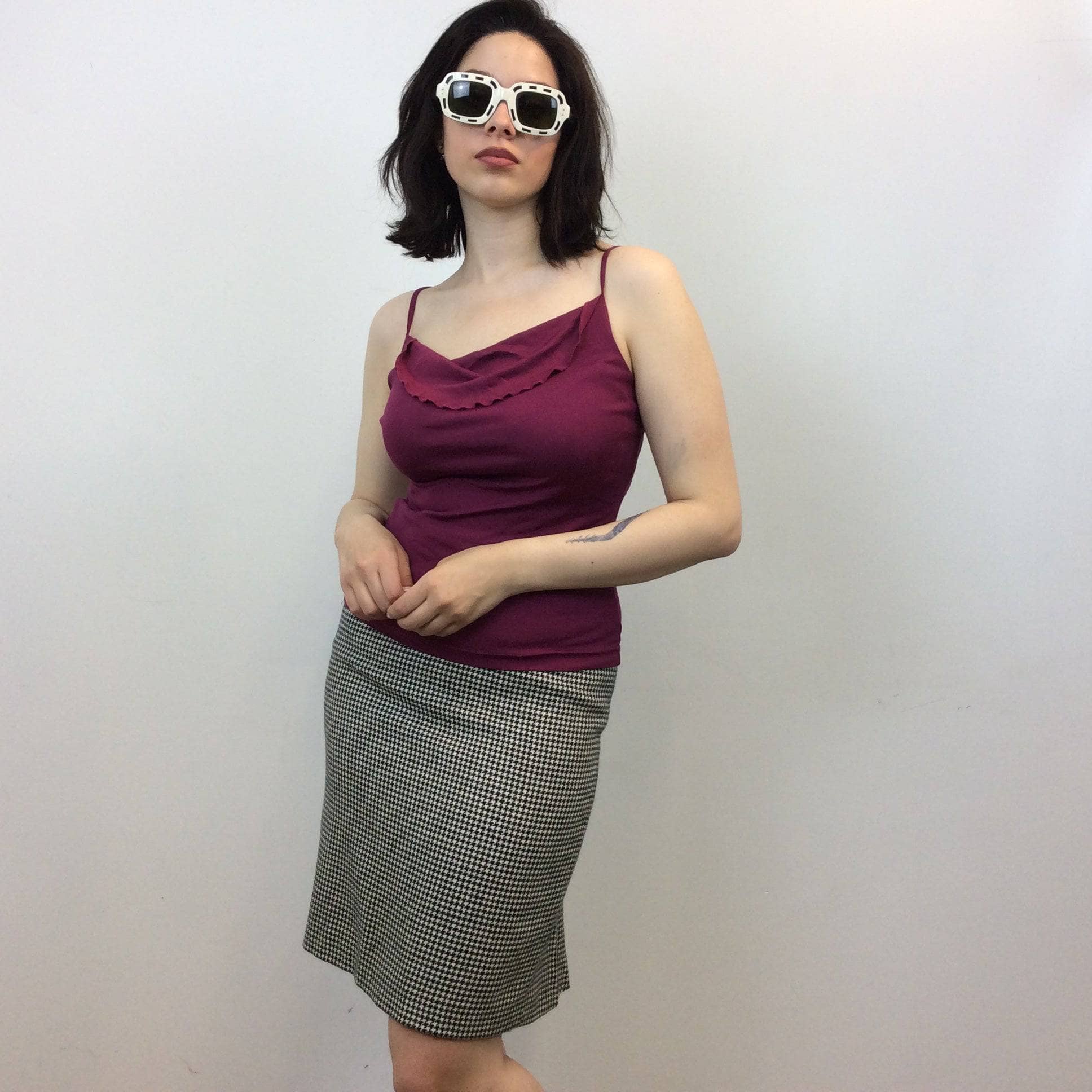 Valentino Houndstooth Knee Length Wool Skirt Medium - Image 4